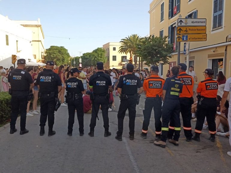De 30.000 a 150.000 personas: el reto policial de Sant Joan - Policía Local de Ciutadella de Menorca, entrevista a su Inspector jefe, Diego Pastrana Huguet