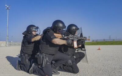 El futuro de las armas no letales, a debate